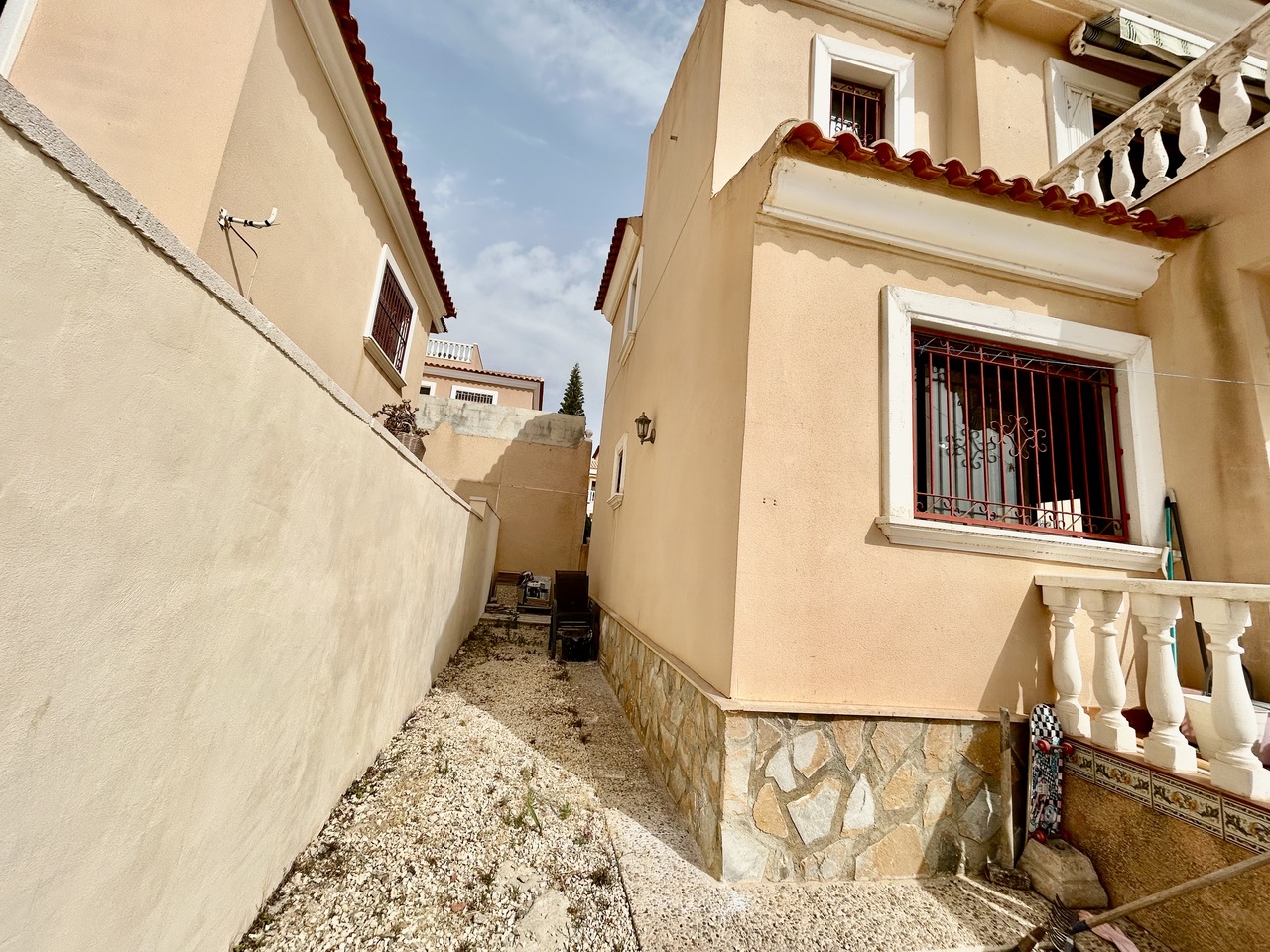 Villa for sale in Villamartin, Alicante, Spain