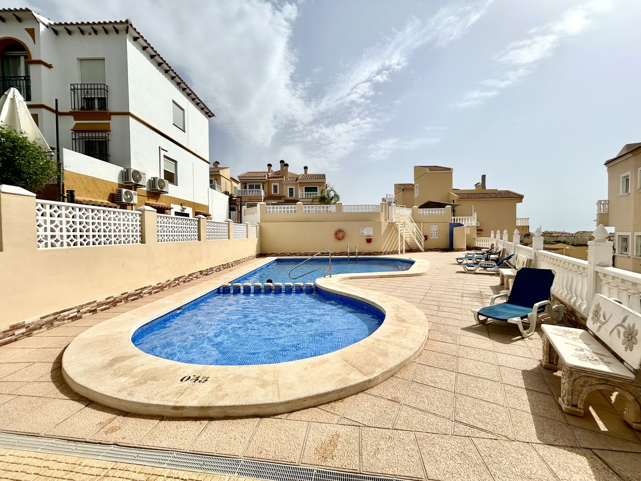 Villa for sale in Villamartin, Alicante, Spain