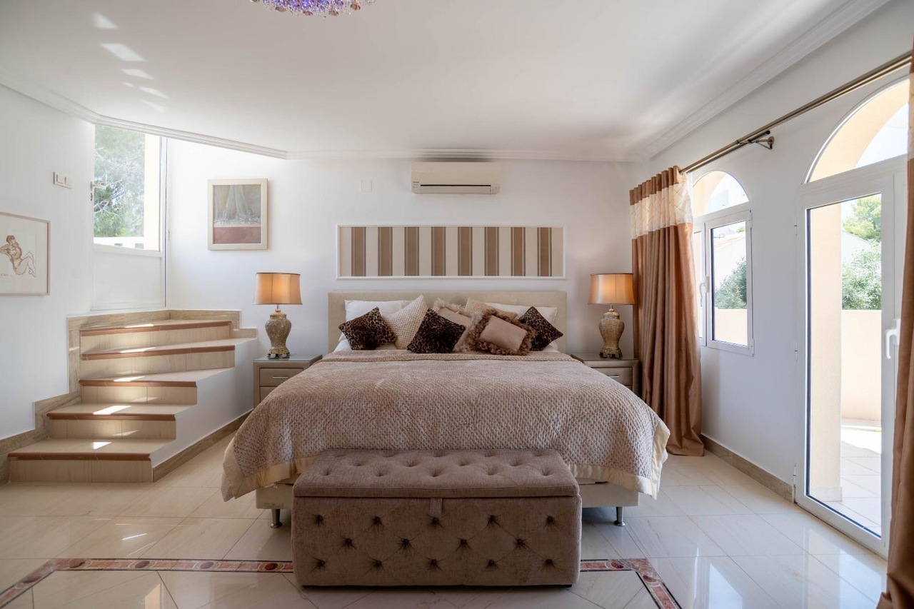 Villa en venta en San Miguel De Salinas