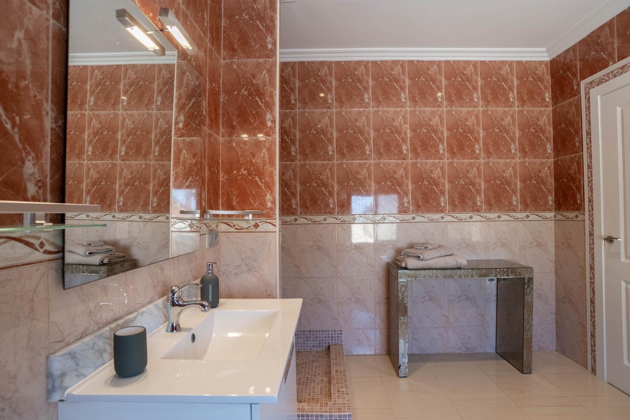 Villa en venta en San Miguel De Salinas