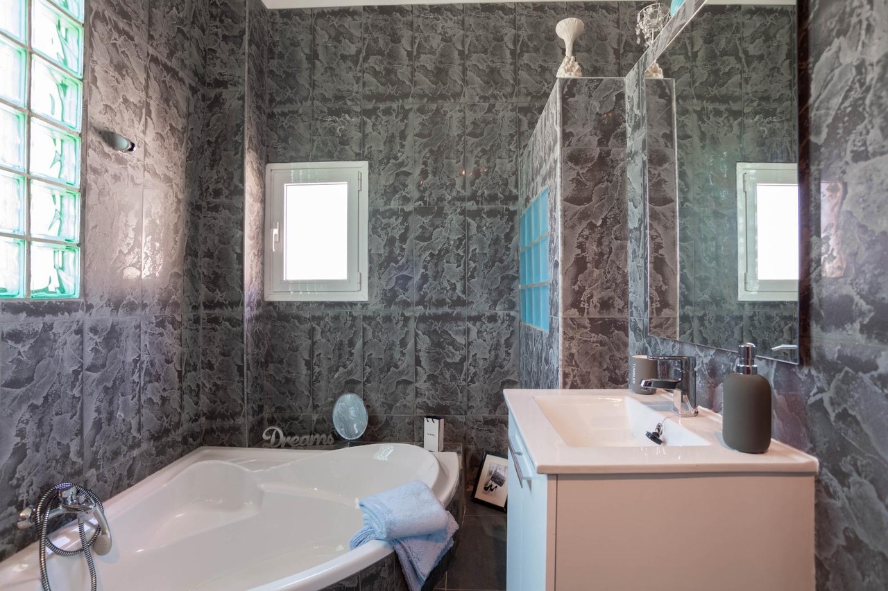 Villa en venta en San Miguel De Salinas