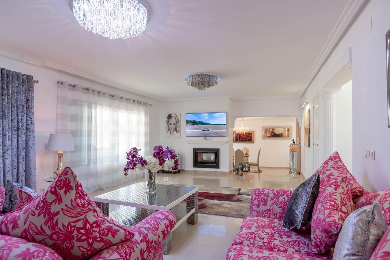 Villa en venta en San Miguel De Salinas