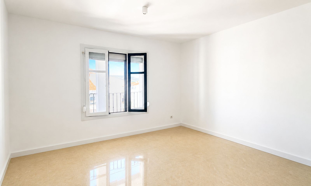 Piso en venta en San Luis De Sabinillas