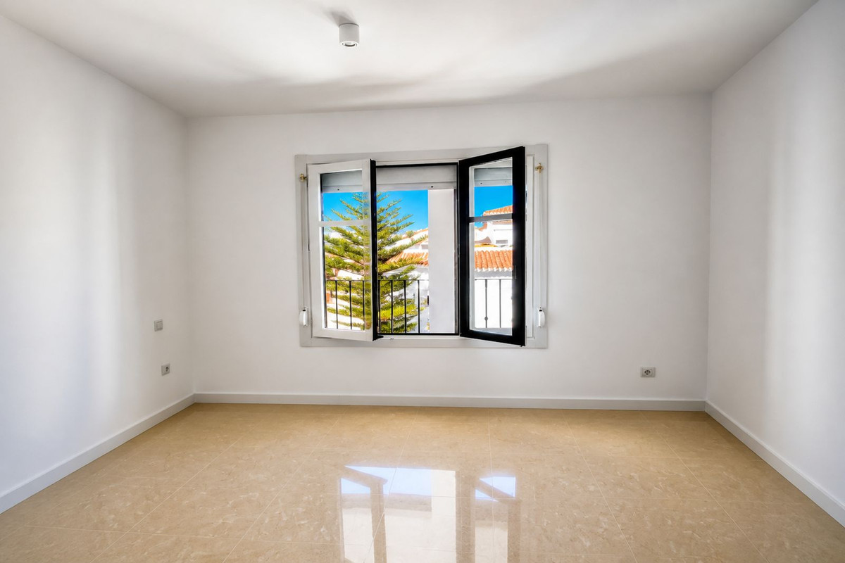 Piso en venta en San Luis De Sabinillas