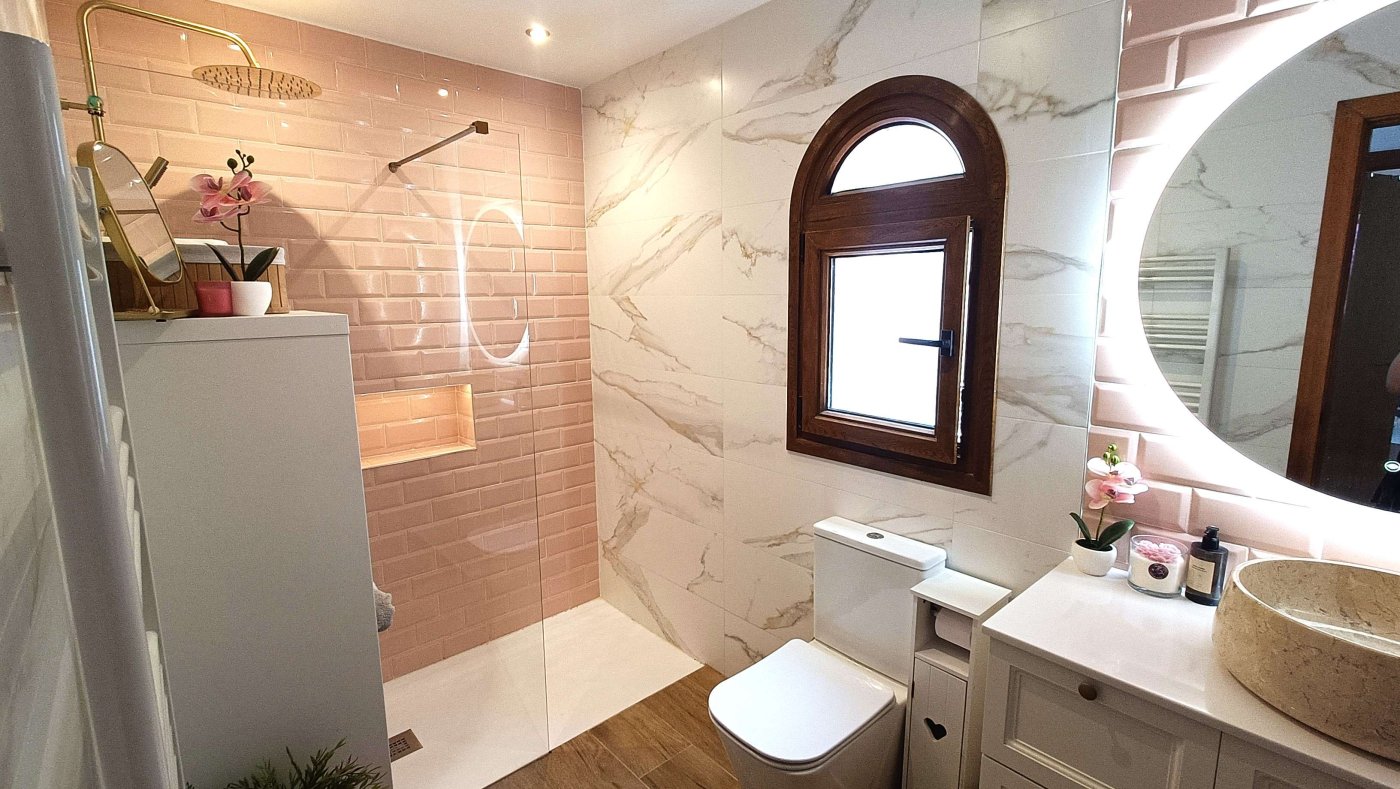 Semi Detached for sale in Algorfa, Alicante, Spain