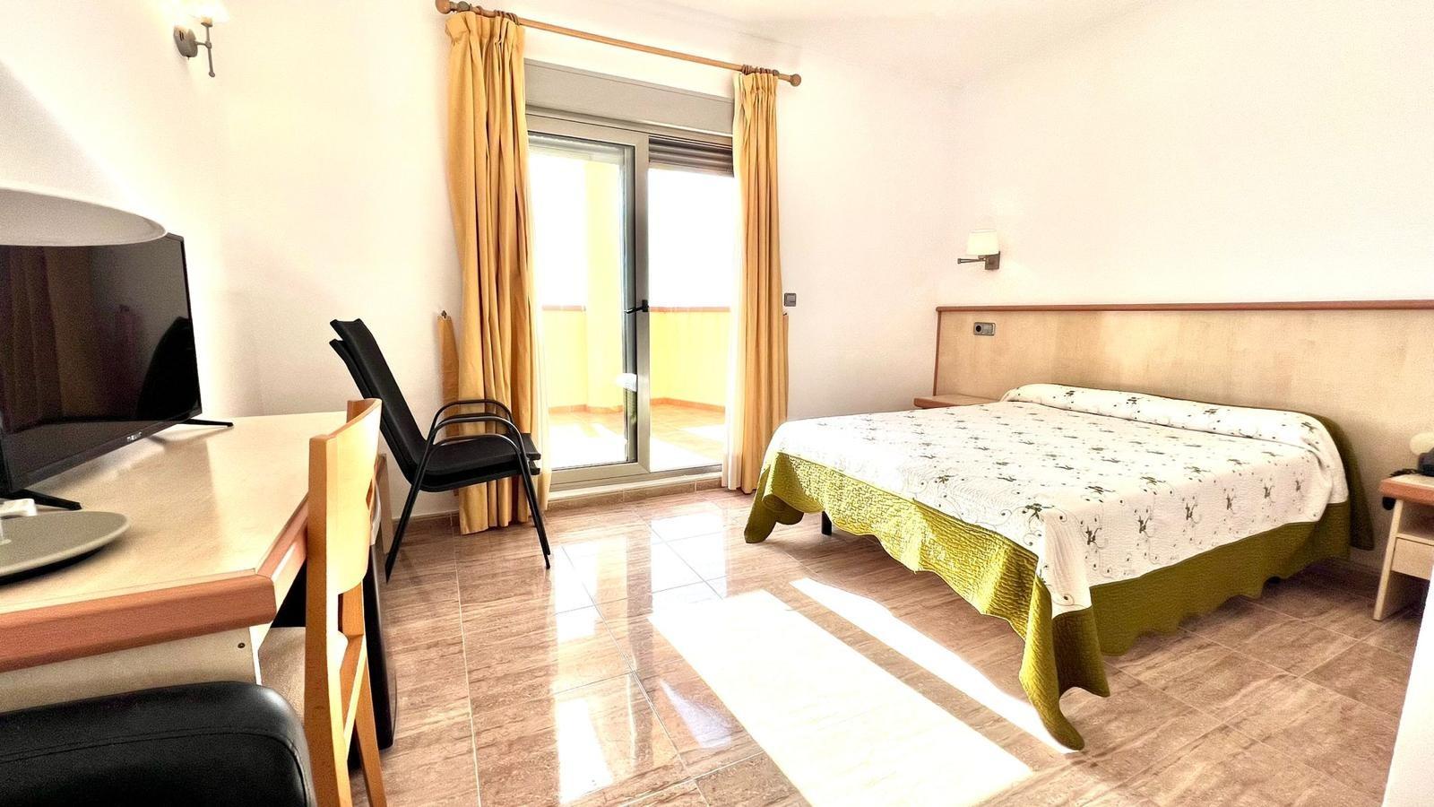 Commercial unit for sale in Los Montesinos, Alicante, Spain