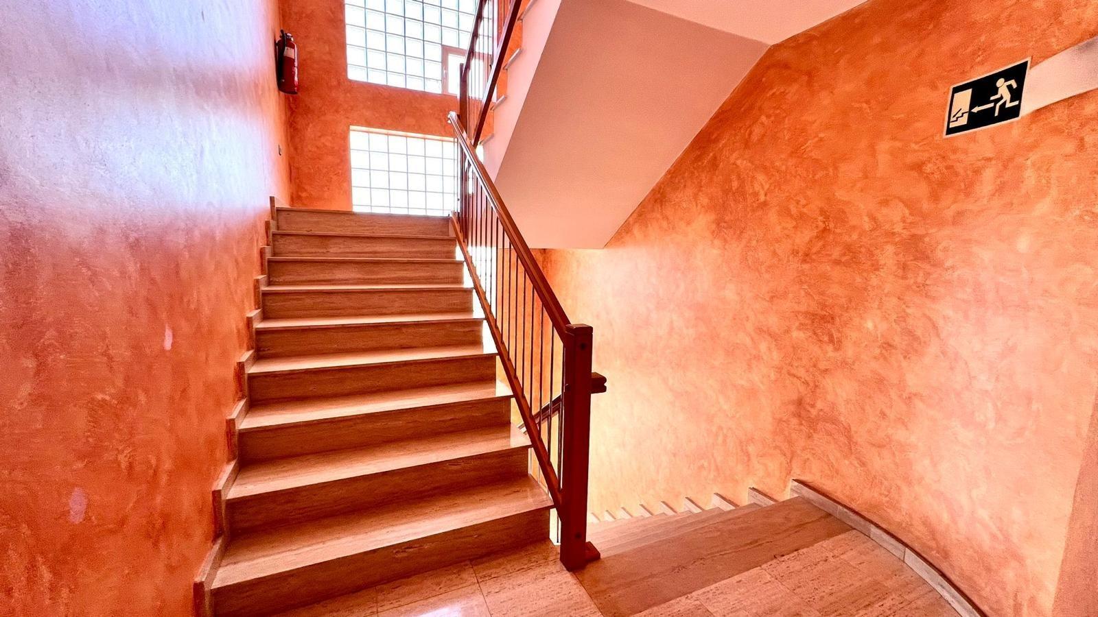 Commercial unit for sale in Los Montesinos, Alicante, Spain
