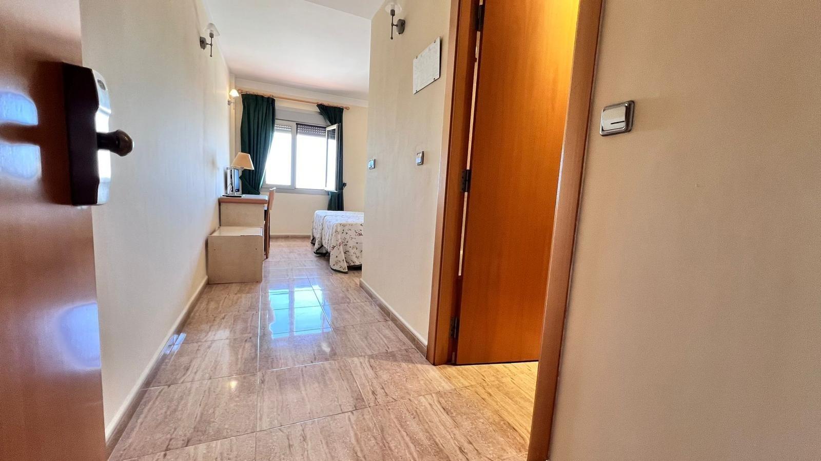 Commercial unit for sale in Los Montesinos, Alicante, Spain