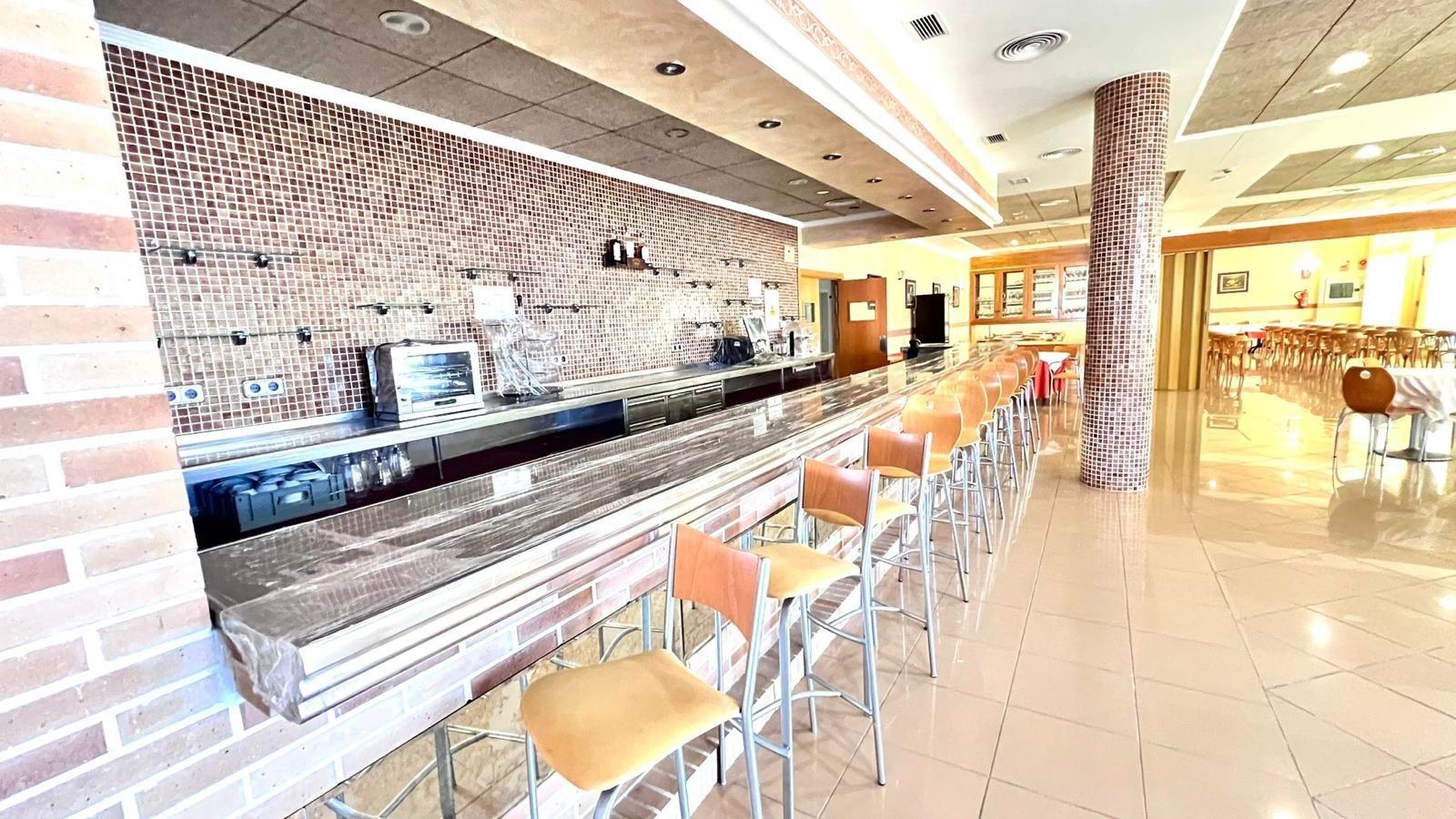 Commercial unit for sale in Los Montesinos, Alicante, Spain