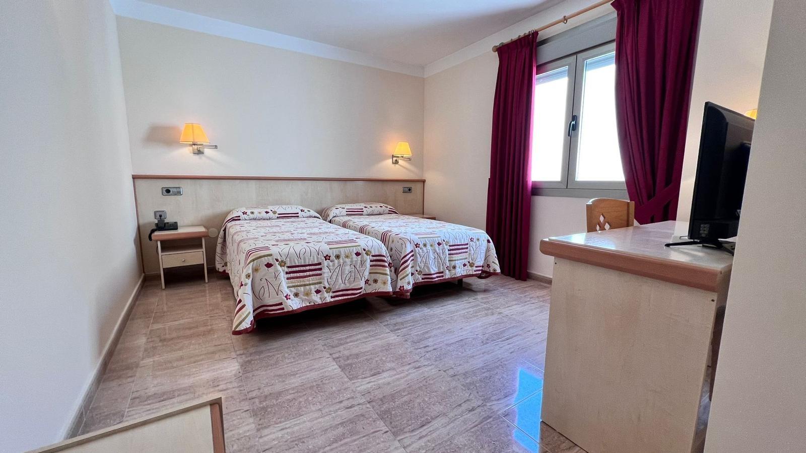Commercial unit for sale in Los Montesinos, Alicante, Spain