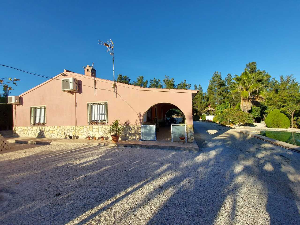 Villa for sale in Calasparra, Murcia, Spain