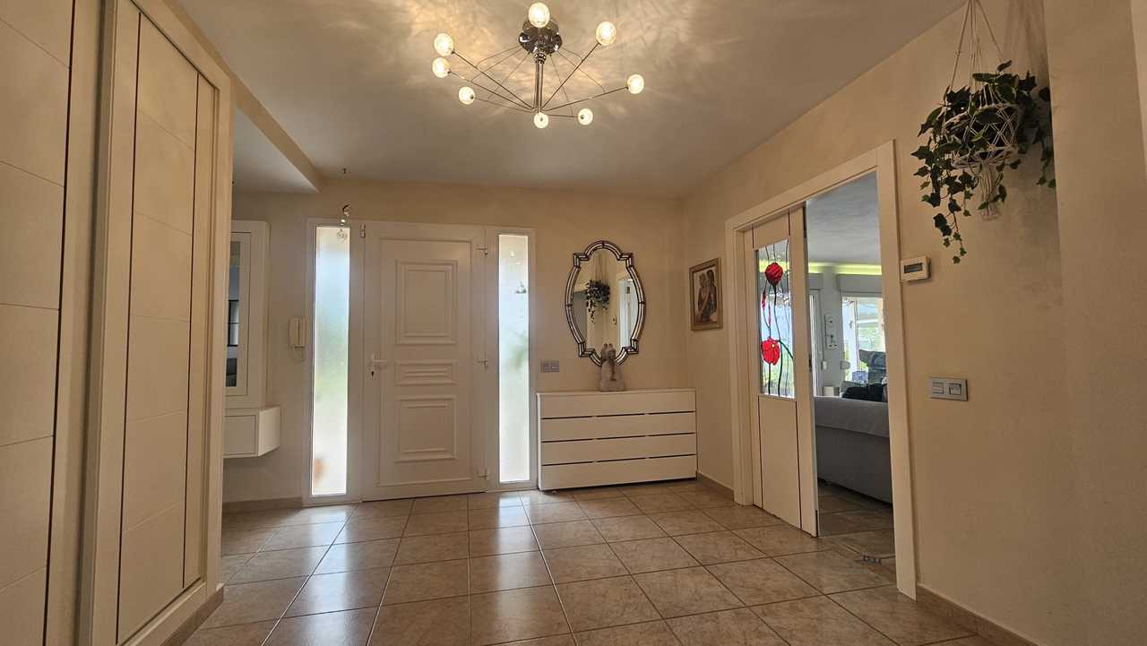 Villa for sale in Torremendo, Alicante, Spain