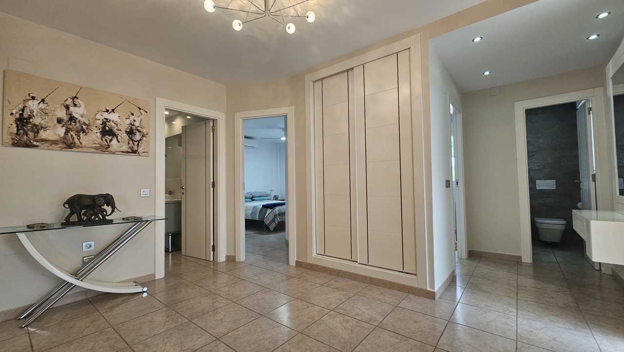 Villa for sale in Torremendo, Alicante, Spain