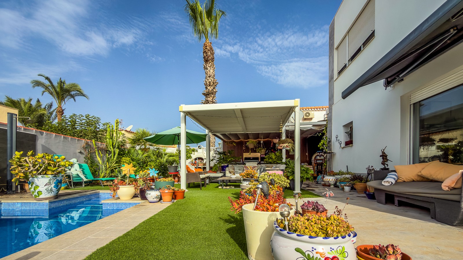Villa for sale in Torrevieja, Alicante, Spain