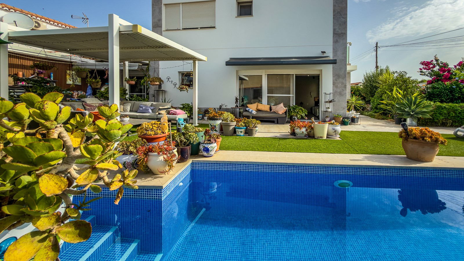 Villa for sale in Torrevieja, Alicante, Spain