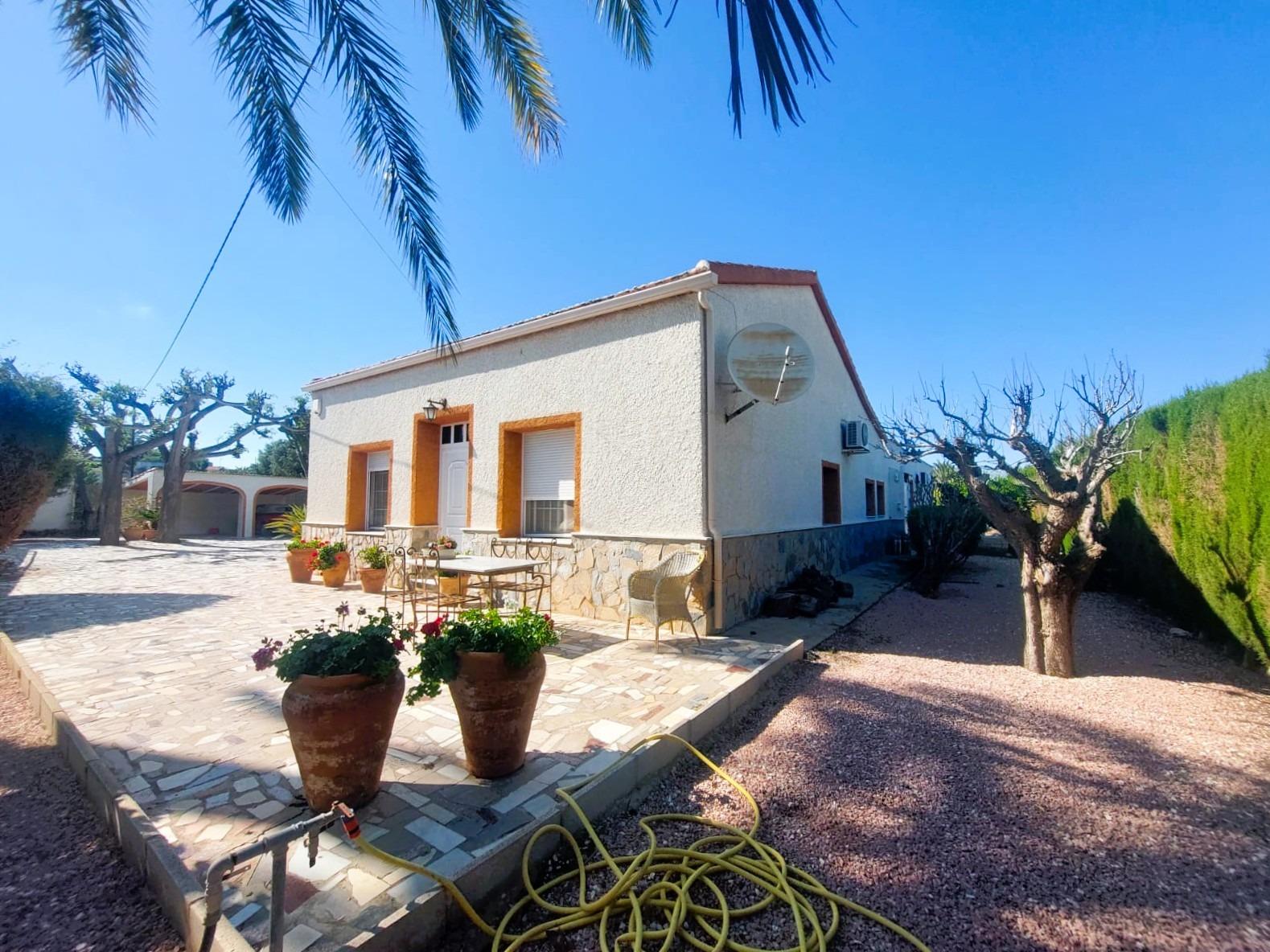 Finca for sale in La Marina, Alicante, Spain