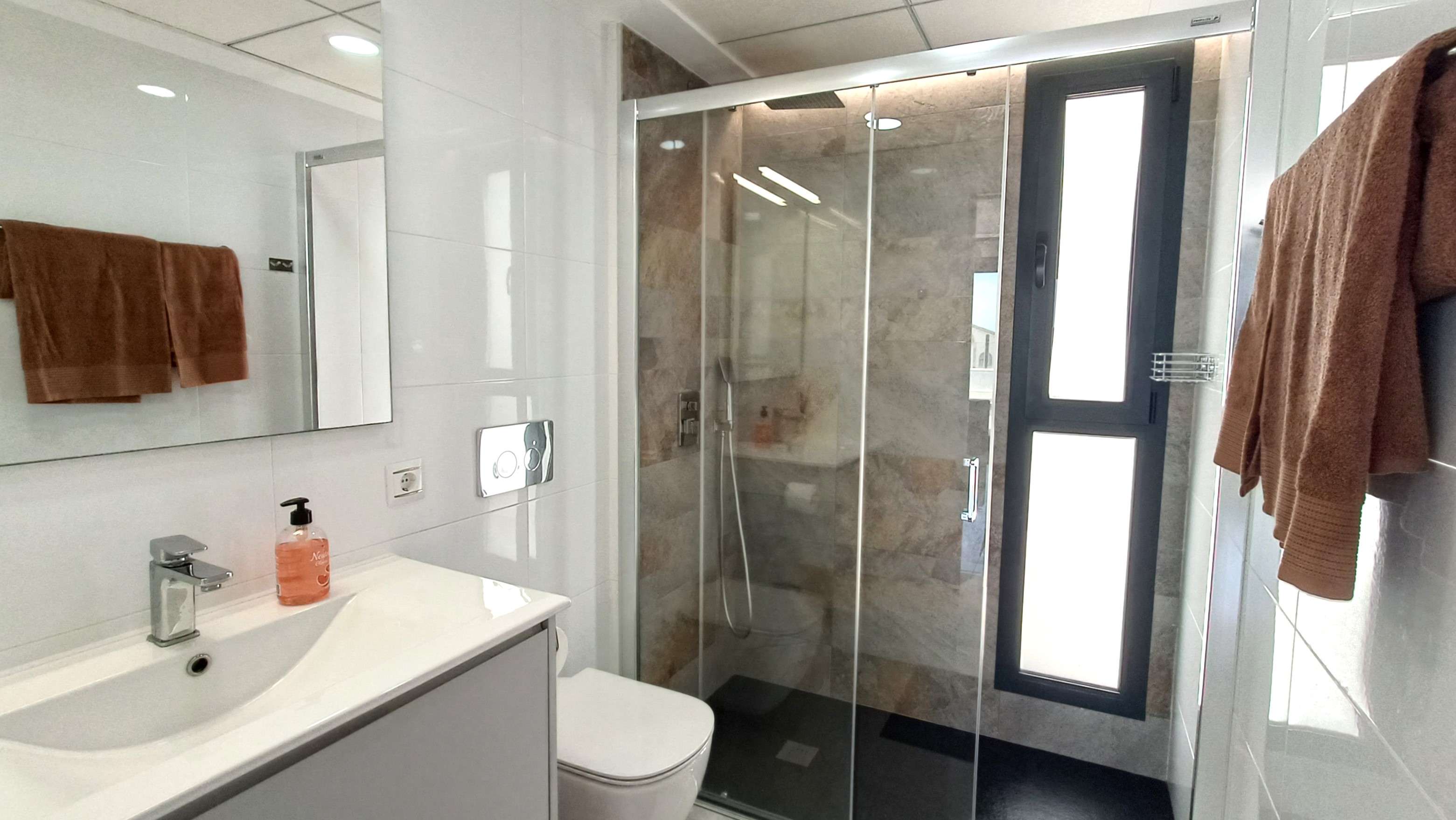 Villa en venta en Algorfa