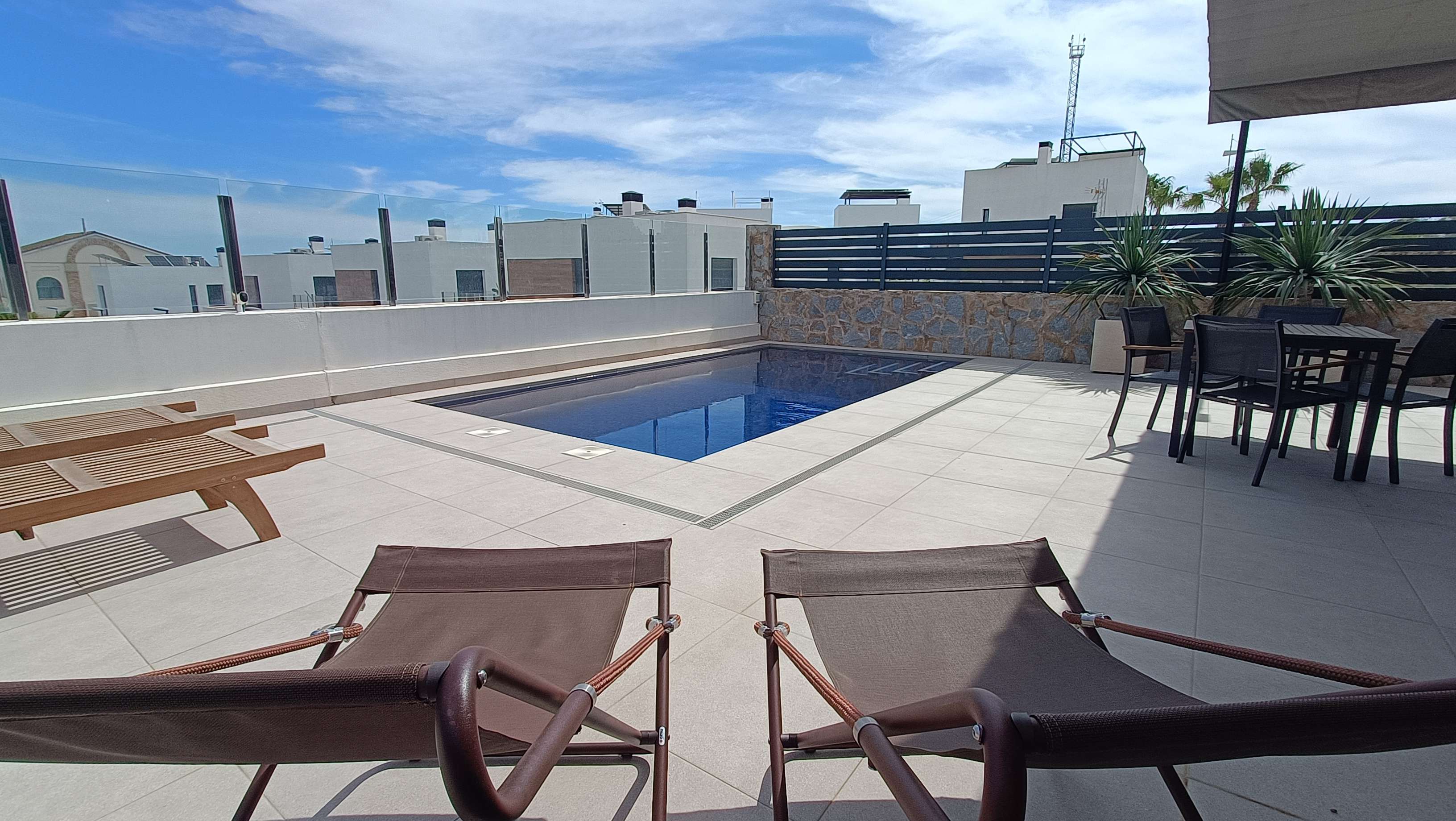 Villa en venta en Algorfa