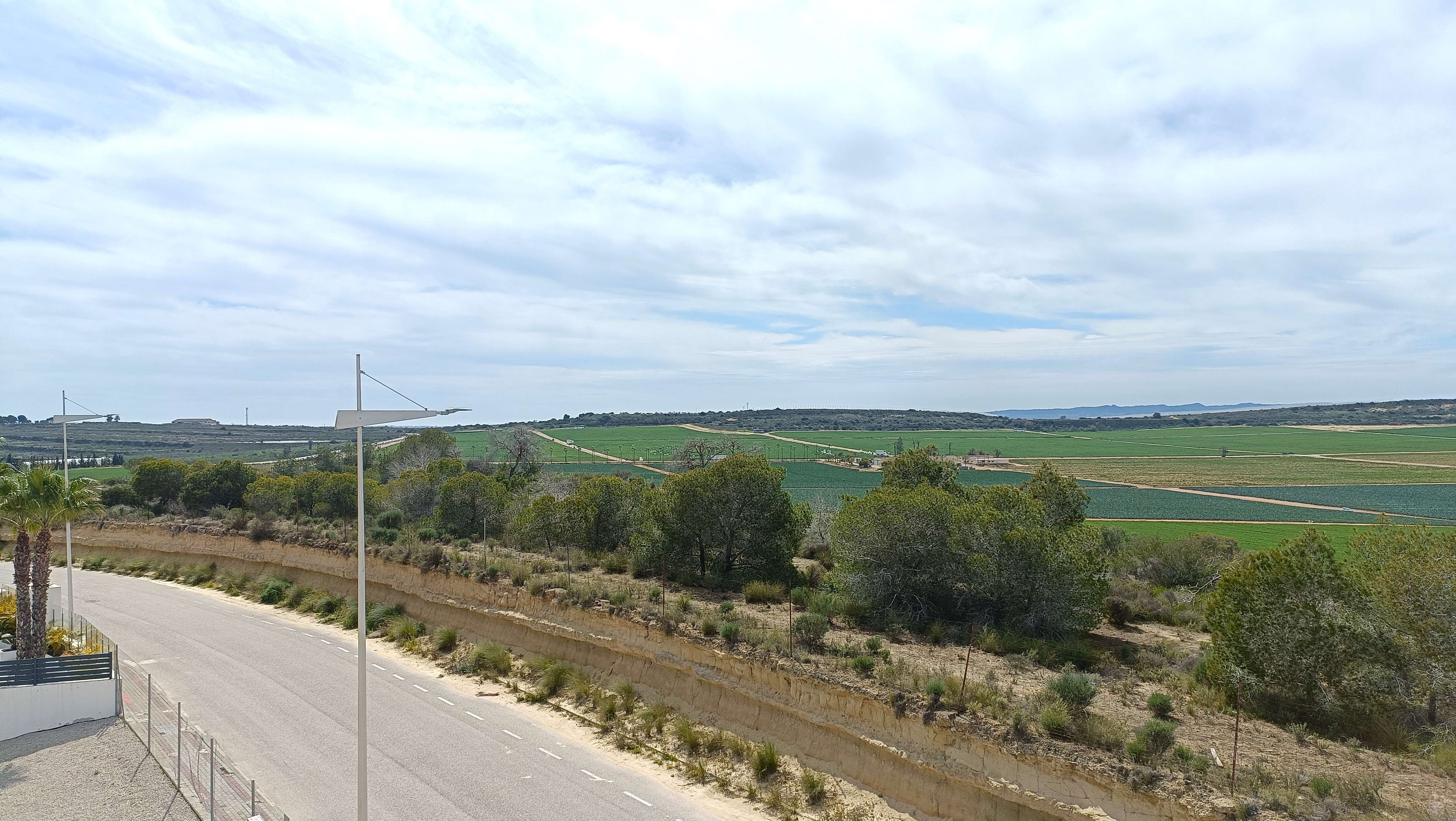 Villa en venta en Algorfa