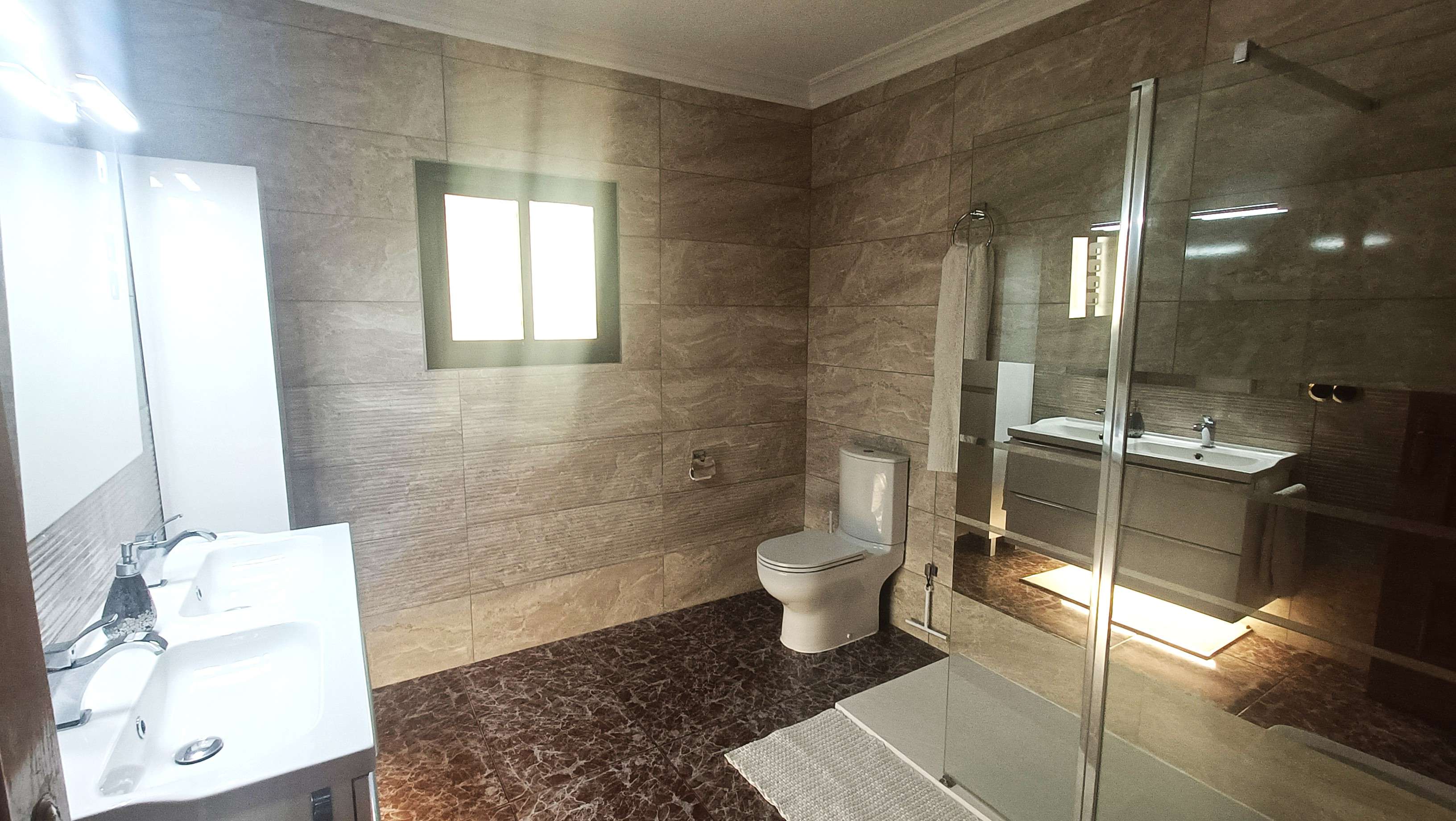 Villa en venta en Crevillent