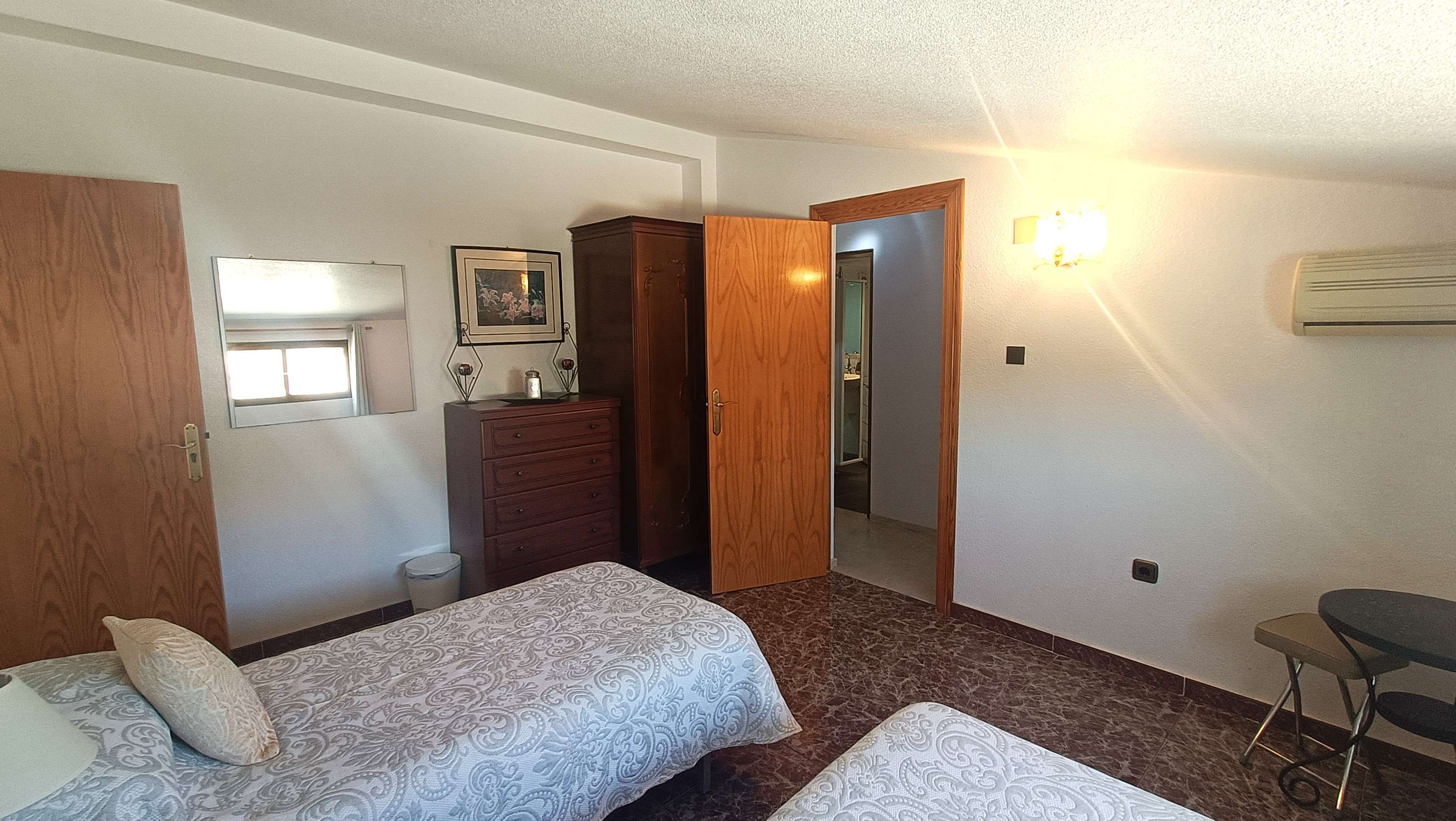 Villa en venta en Crevillent