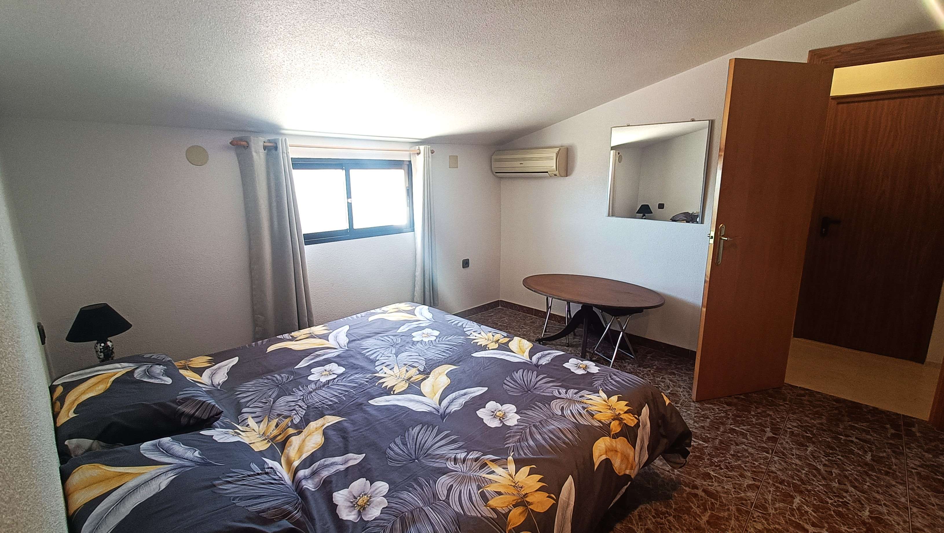 Villa en venta en Crevillent