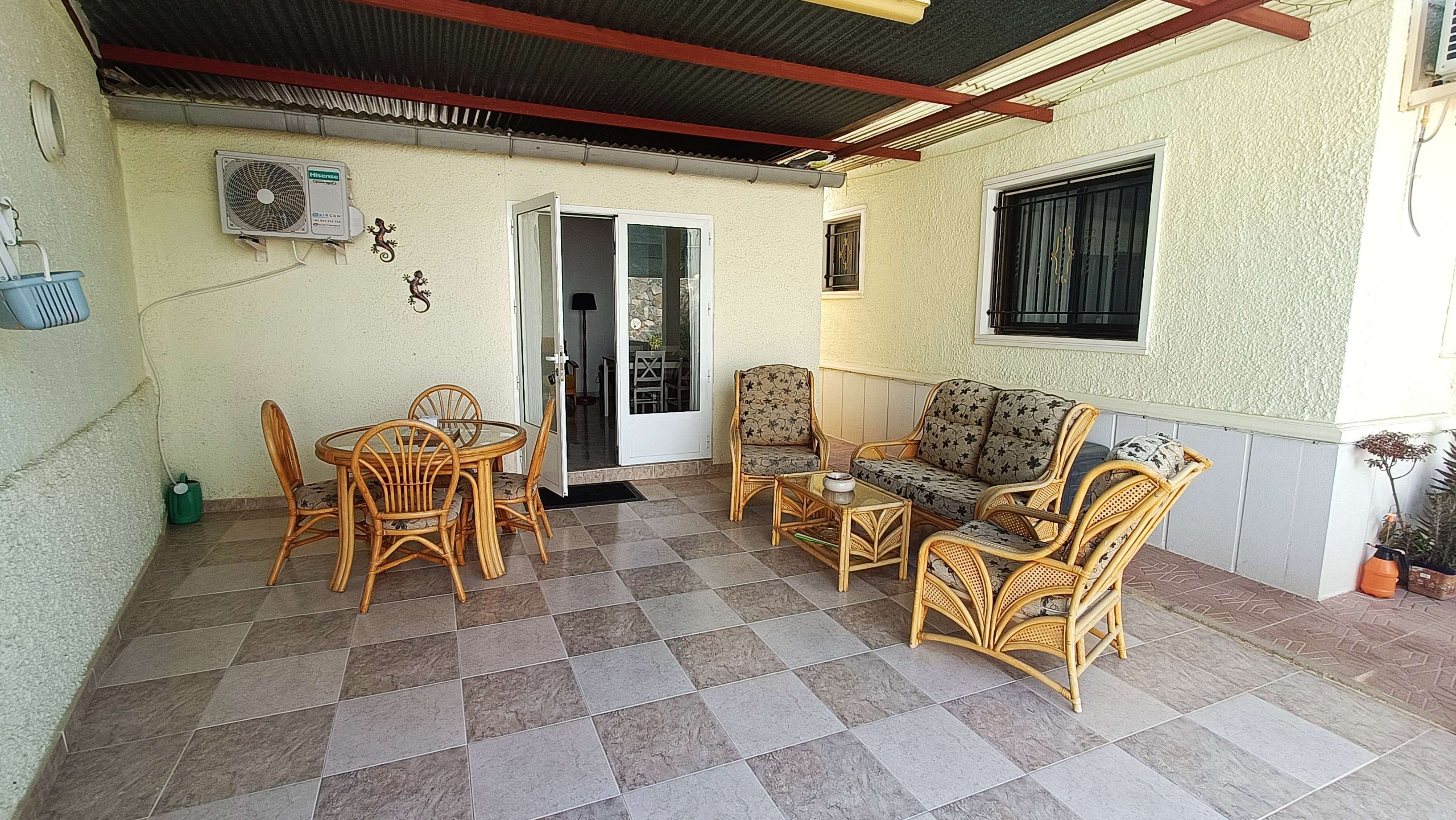 Villa en venta en Crevillent