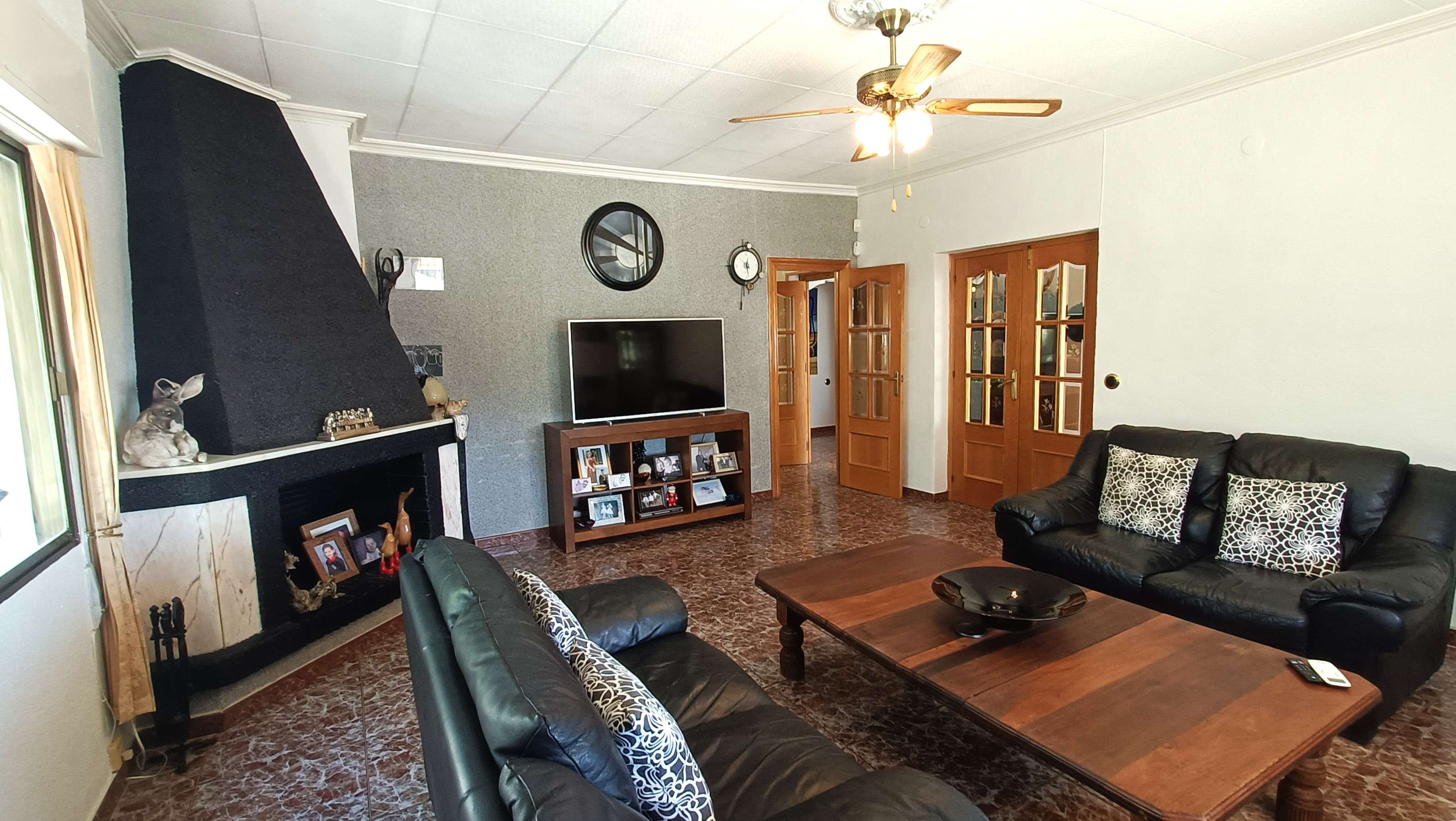 Villa en venta en Crevillent