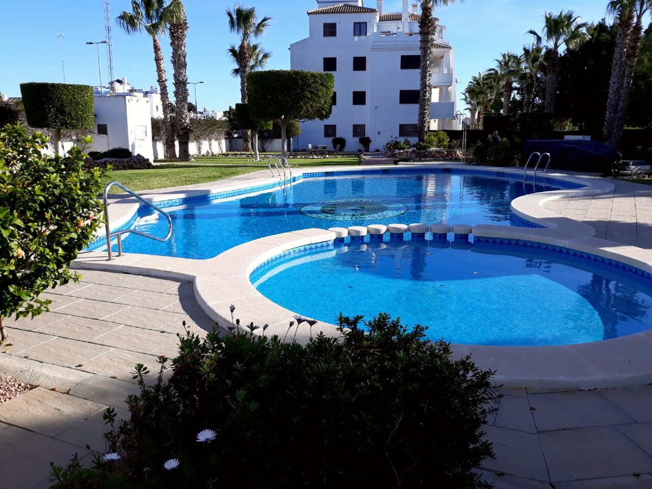 Piso en venta en Villamartin