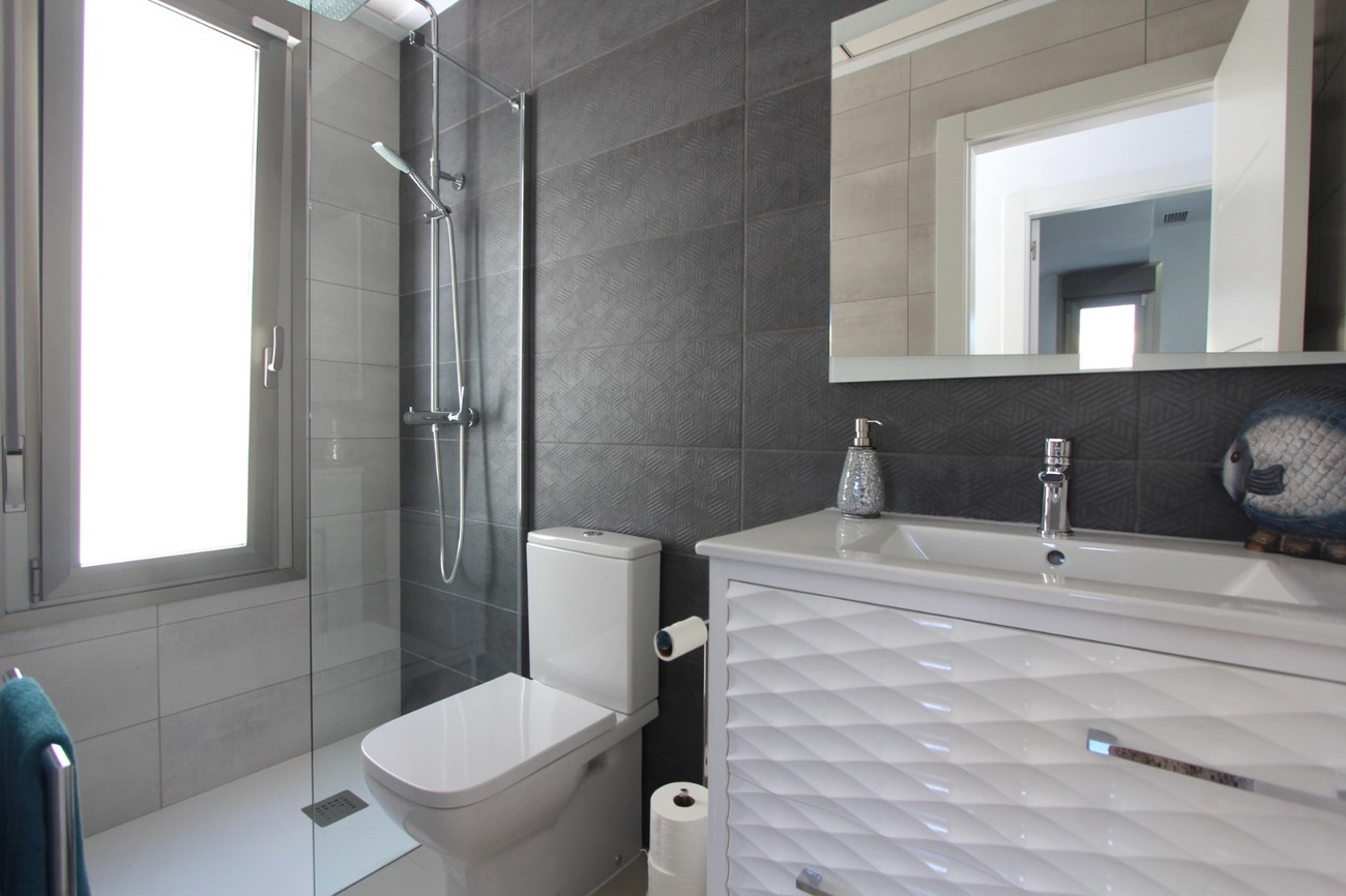 Villa for sale in Villamartin, Alicante, Spain