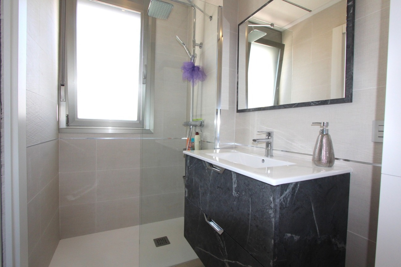 Villa for sale in Villamartin, Alicante, Spain