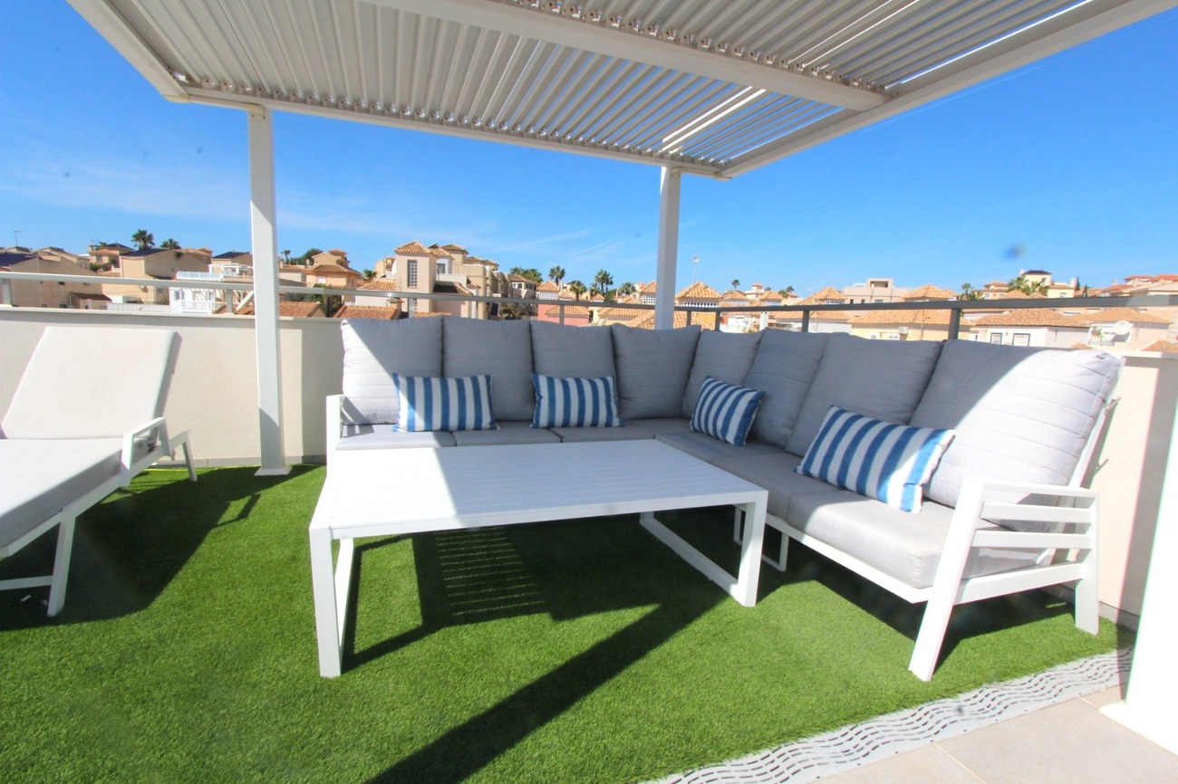 Villa for sale in Villamartin, Alicante, Spain