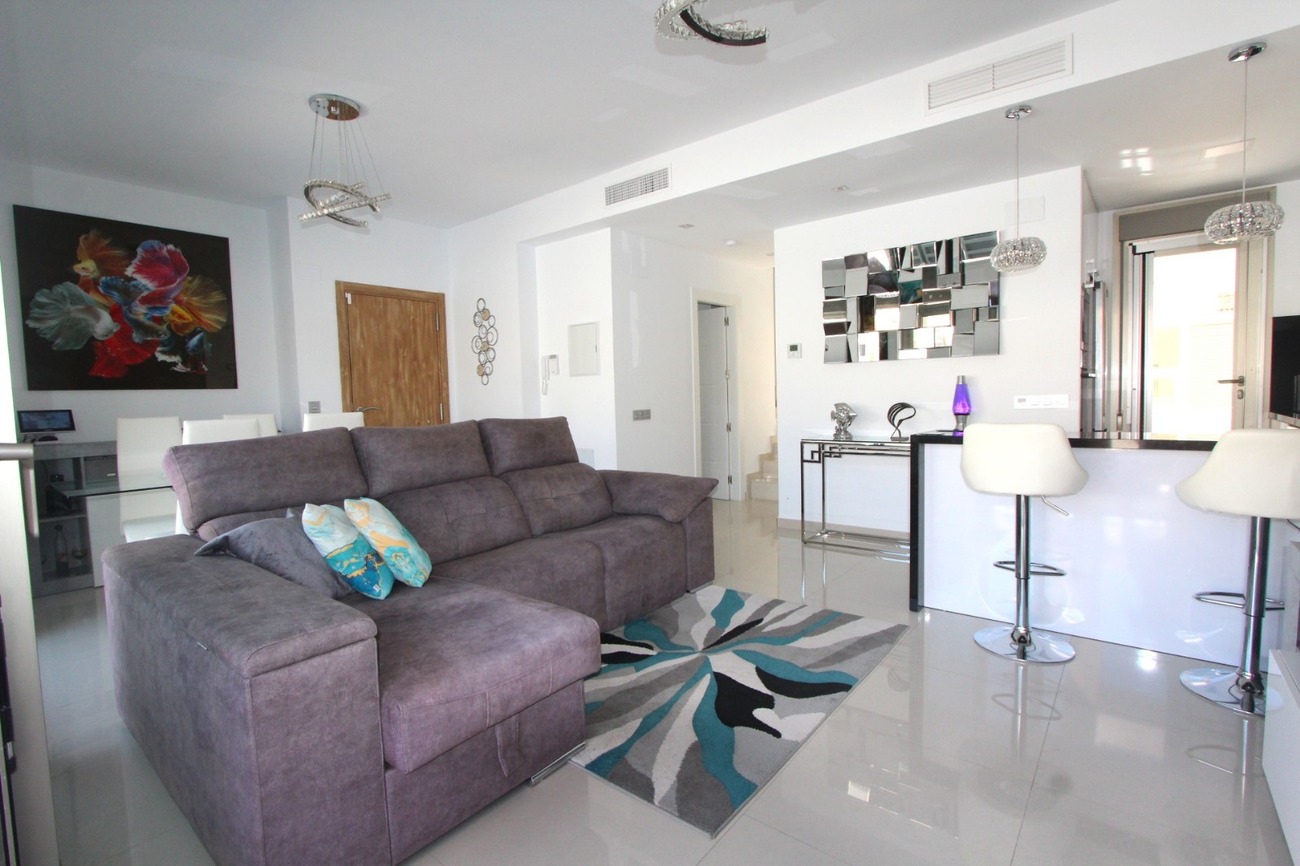 Villa for sale in Villamartin, Alicante, Spain