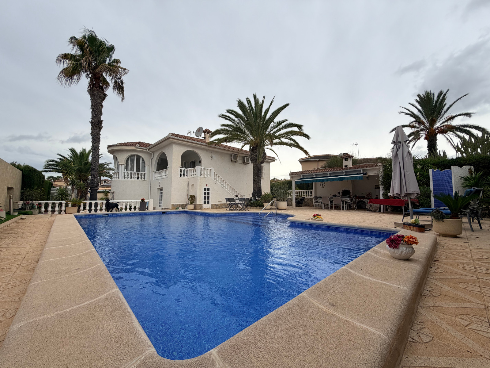 Villa for sale in Ciudad Quesada, Alicante, Spain