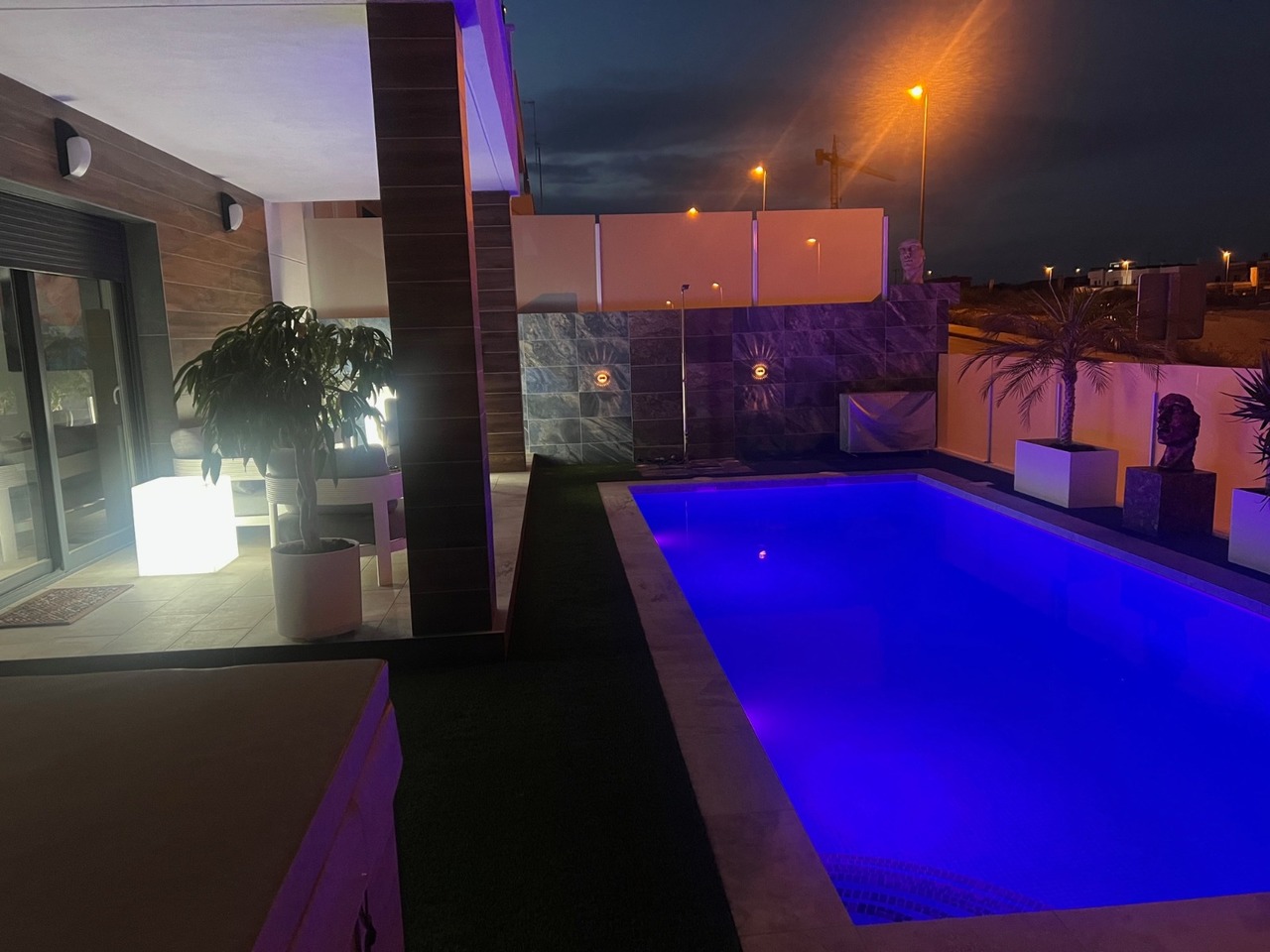 Villa en venta en Los Montesinos