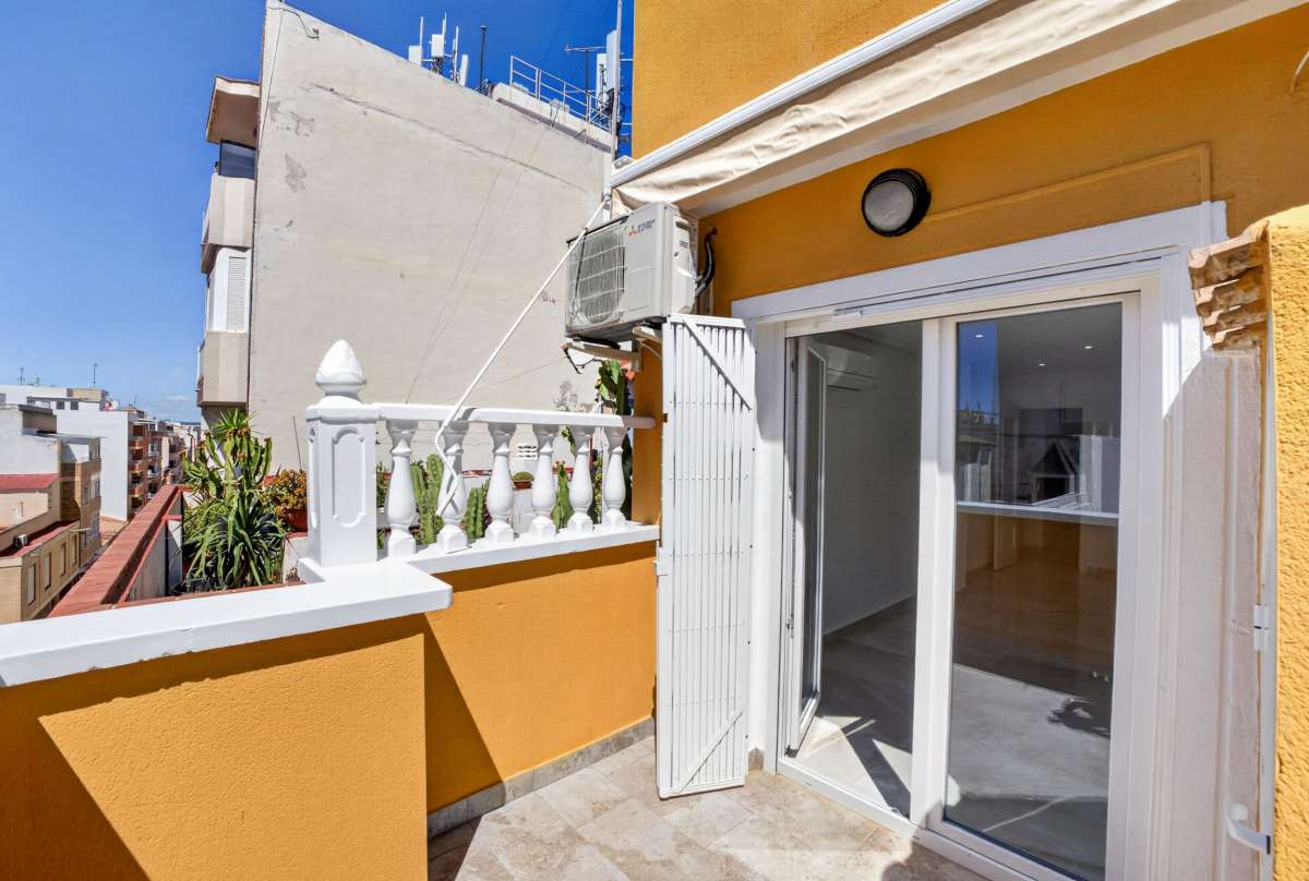 Apartment for sale in Torrevieja, Alicante, Spain