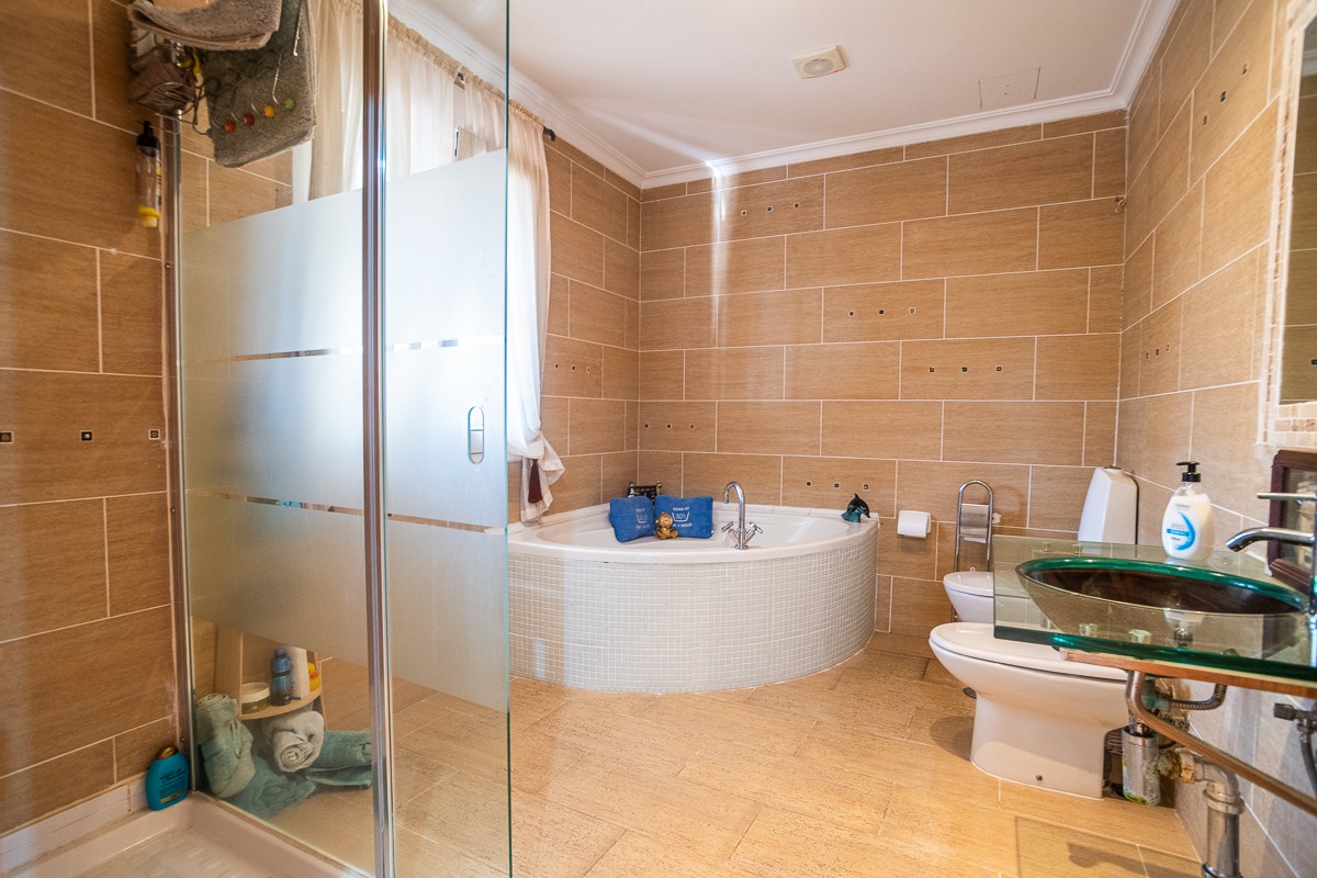 Villa for sale in Torrevieja, Alicante, Spain