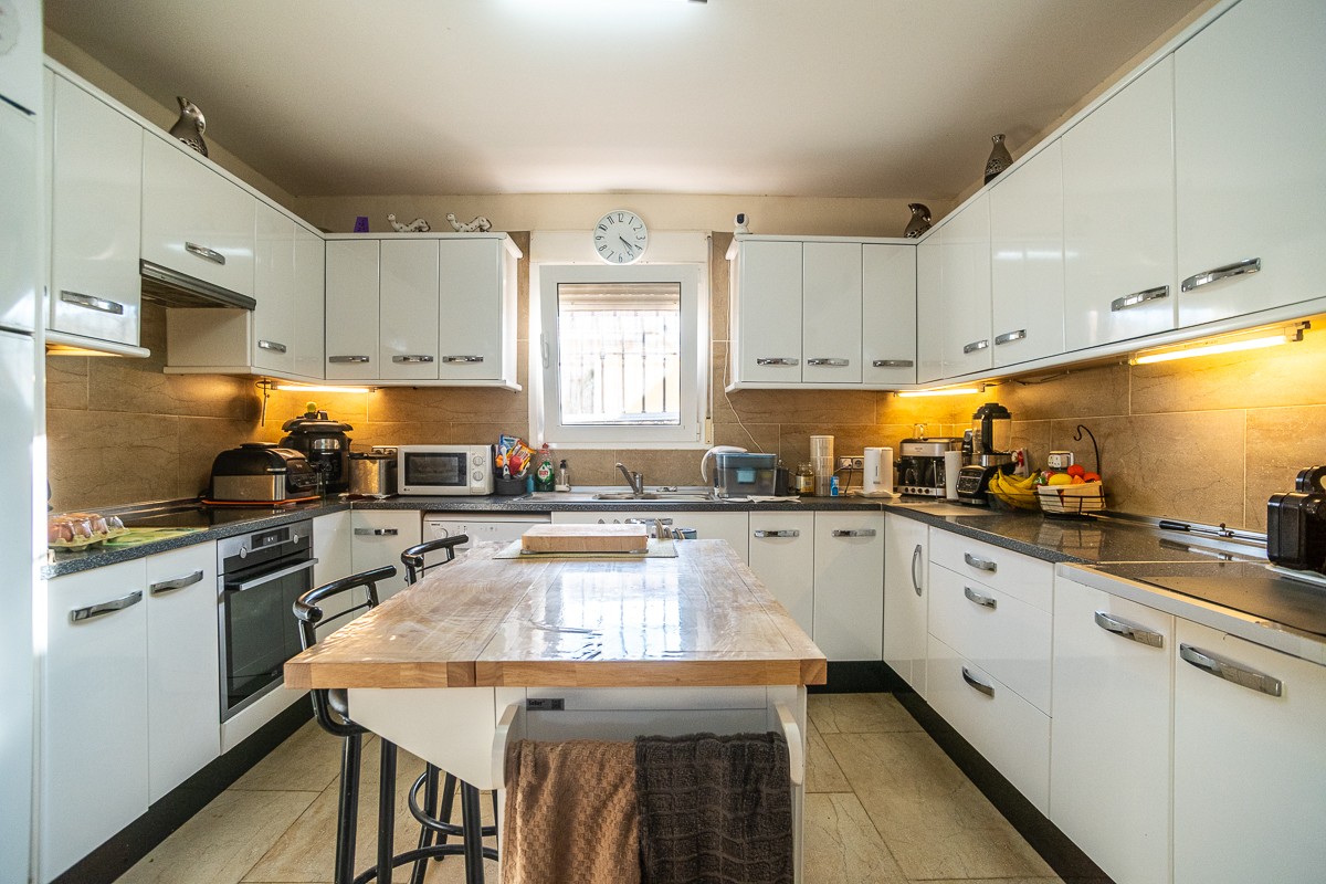 Villa for sale in Torrevieja, Alicante, Spain