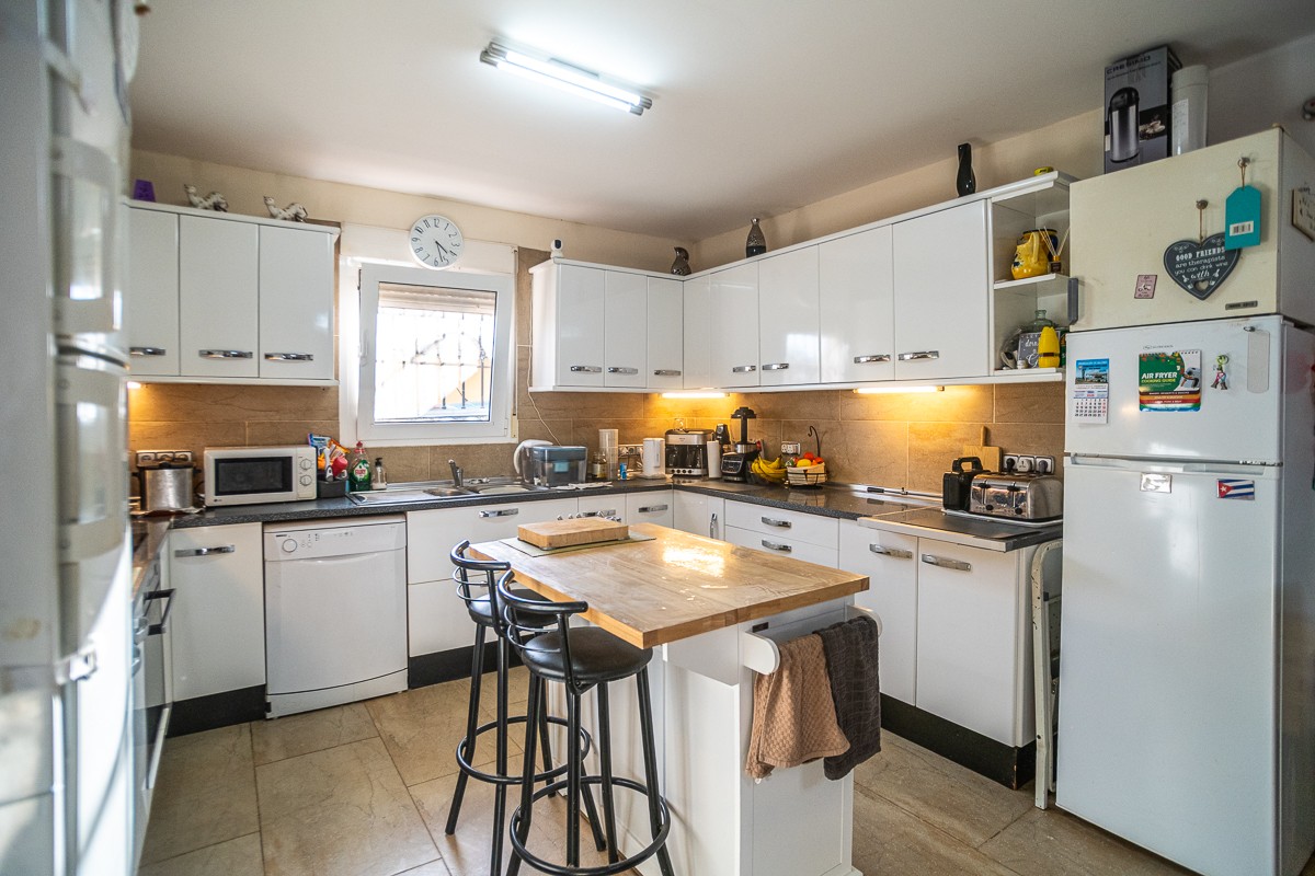 Villa for sale in Torrevieja, Alicante, Spain