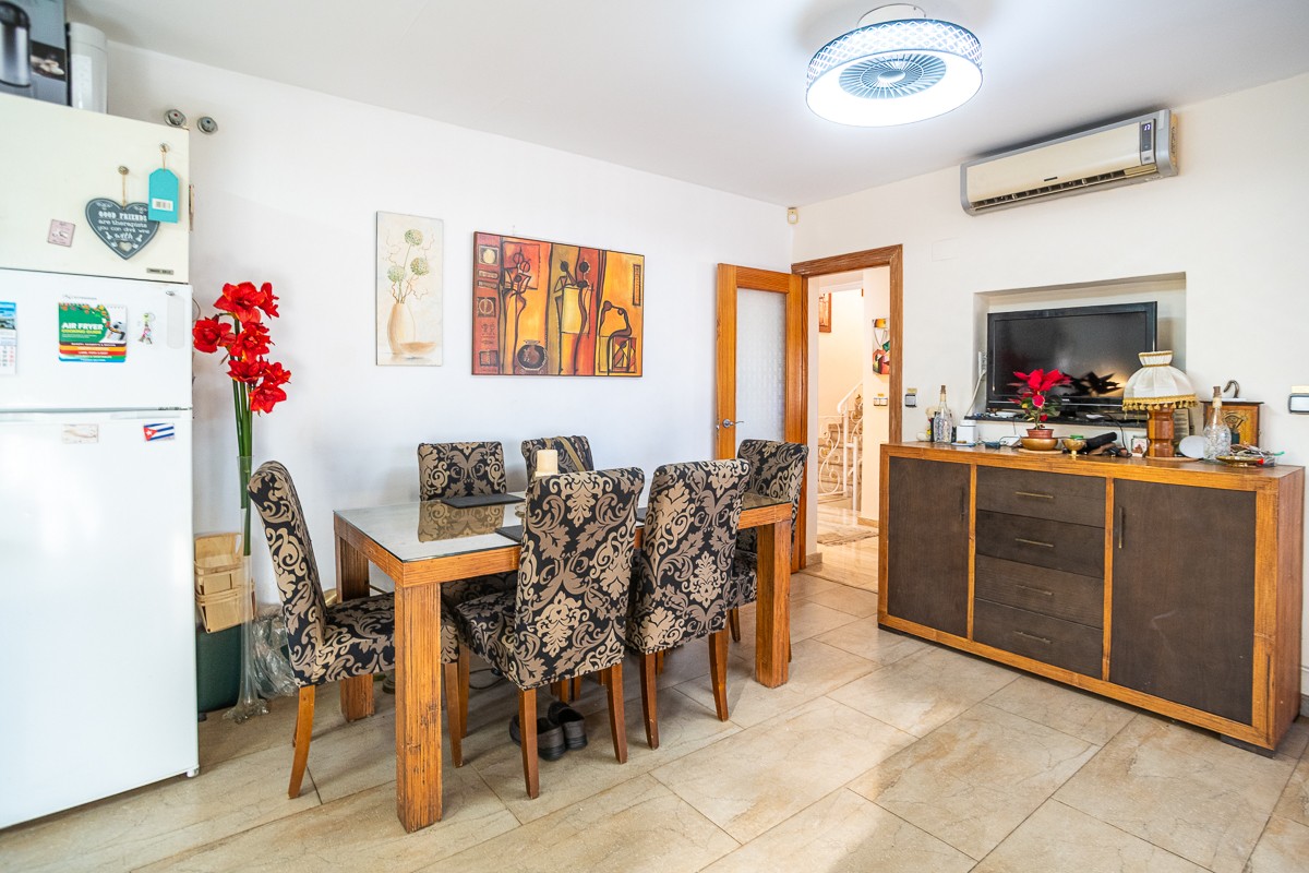 Villa for sale in Torrevieja, Alicante, Spain