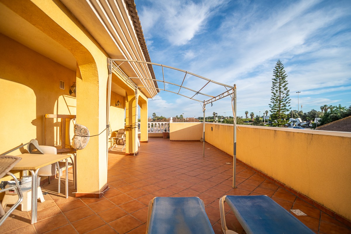 Villa for sale in Torrevieja, Alicante, Spain