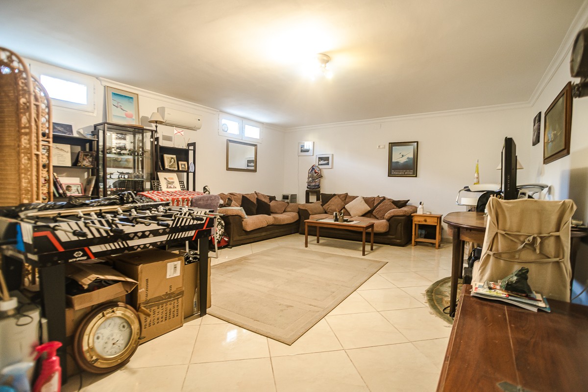 Villa for sale in Torrevieja, Alicante, Spain