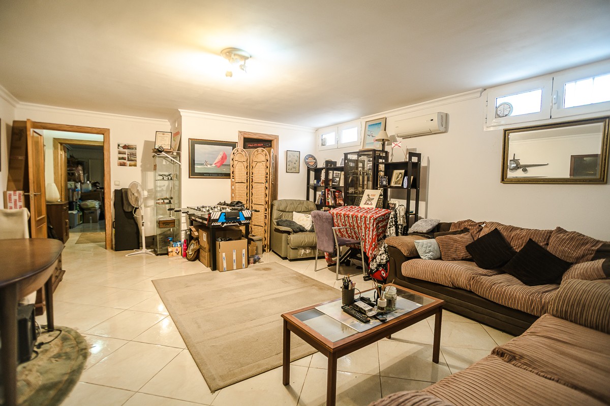 Villa for sale in Torrevieja, Alicante, Spain