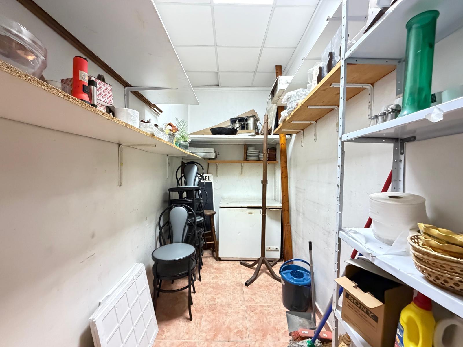Commercial unit for sale in Torrevieja, Alicante, Spain