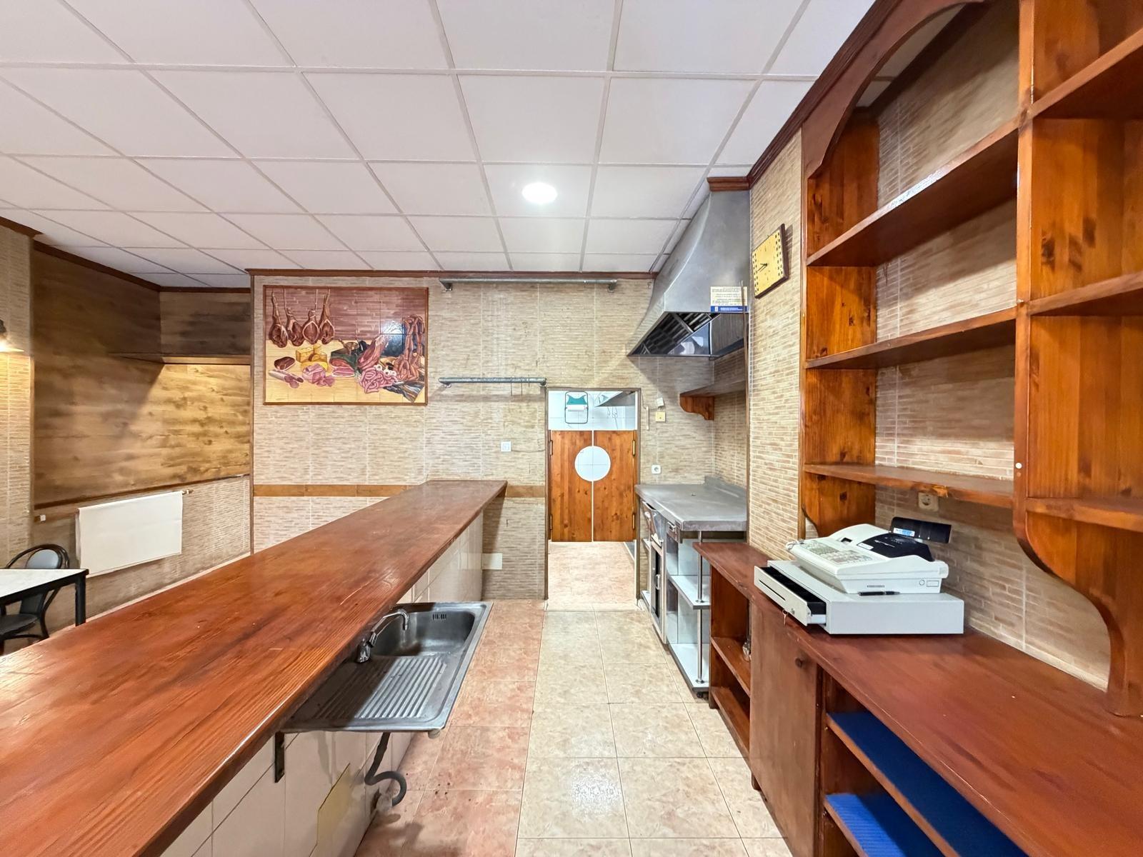 Commercial unit for sale in Torrevieja, Alicante, Spain