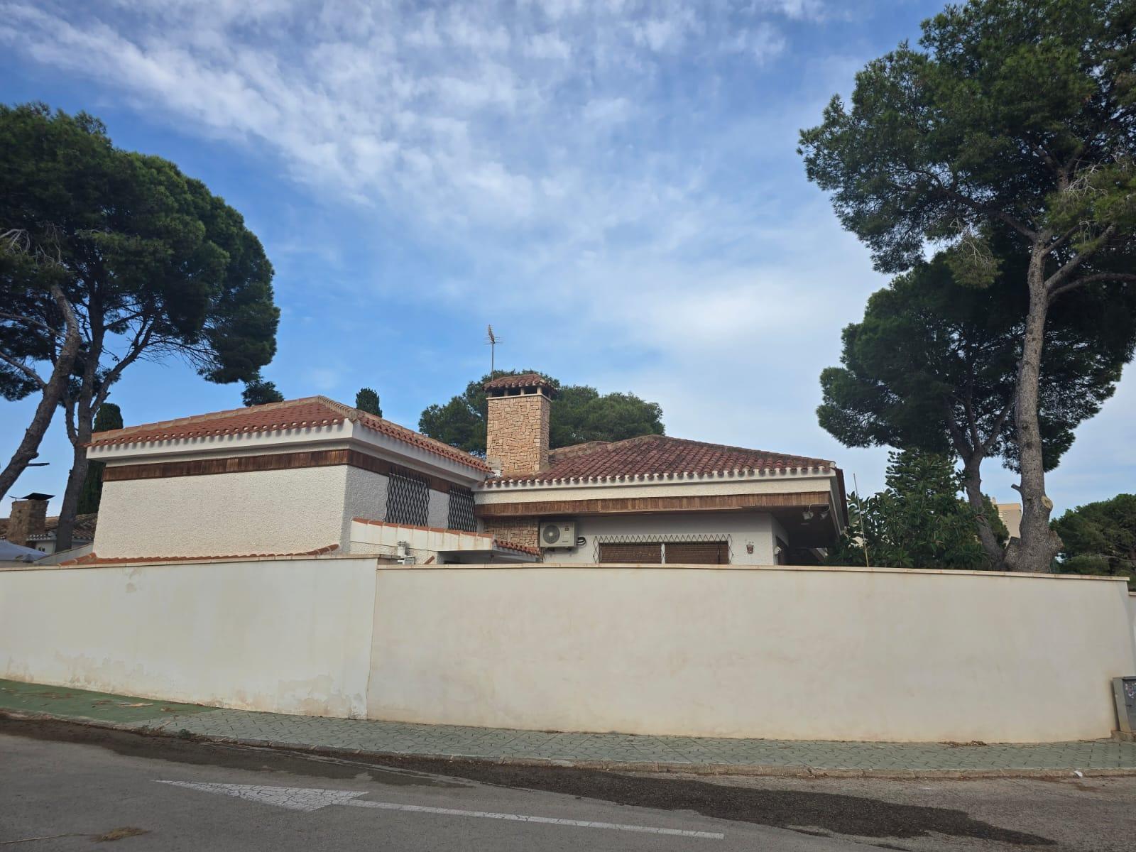 Villa for sale in Orihuela Costa, Alicante, Spain