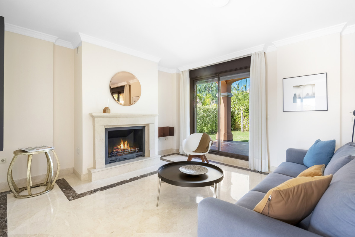 Villa for sale in Estepona, Málaga, Spain