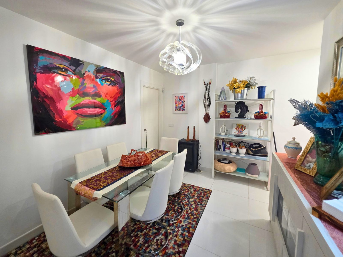 Apartment for sale in La Duquesa, Málaga, Spain