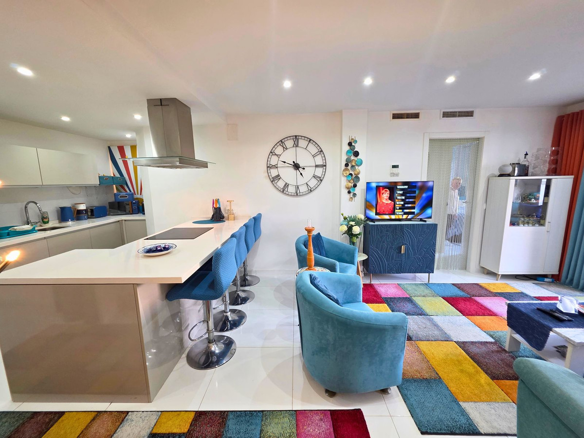 Apartment for sale in La Duquesa, Málaga, Spain