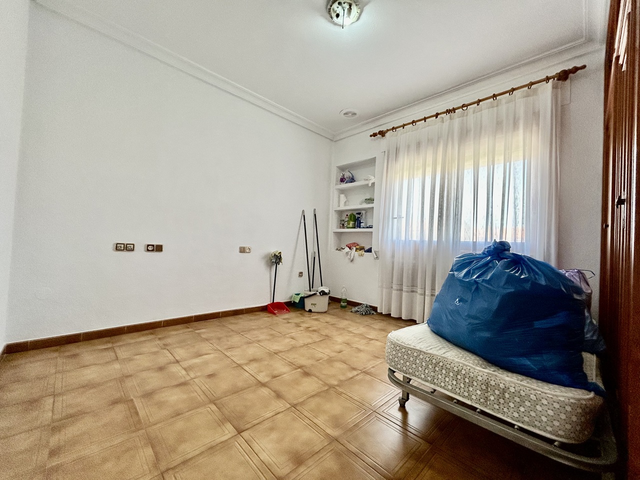 Villa en venta en Santiago De La Ribera